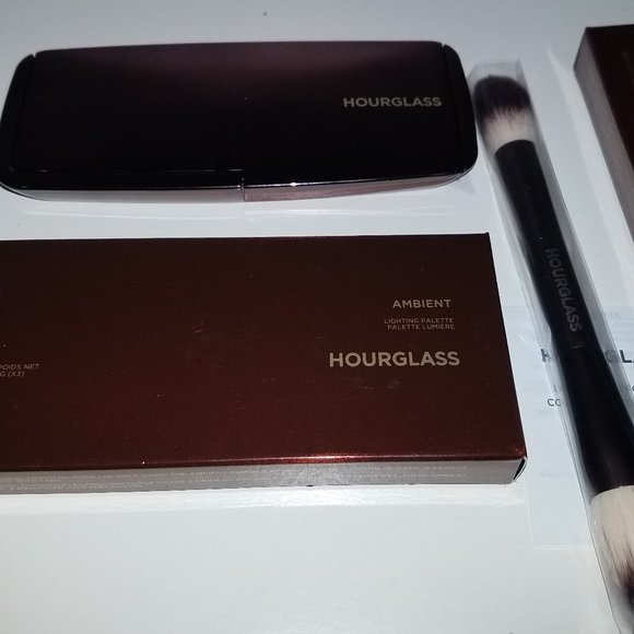 ⭐HOURGLASS SET Ambient Palette +2-Sided Brush $110 - Picture 8 of 16